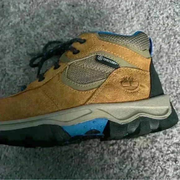 Timberland Boys Front Lace Up Boots Size 1 - Picture 2 of 5